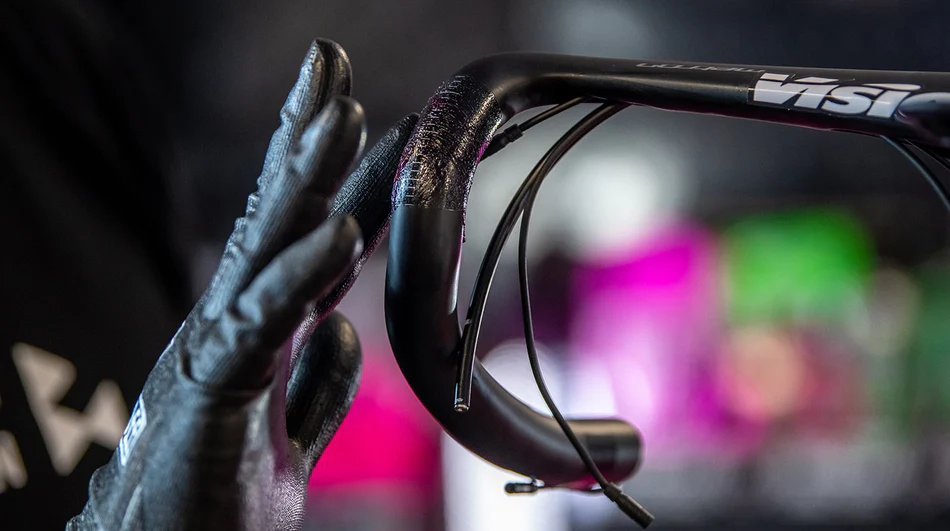 Muc Off Carbon Gripper - 75g