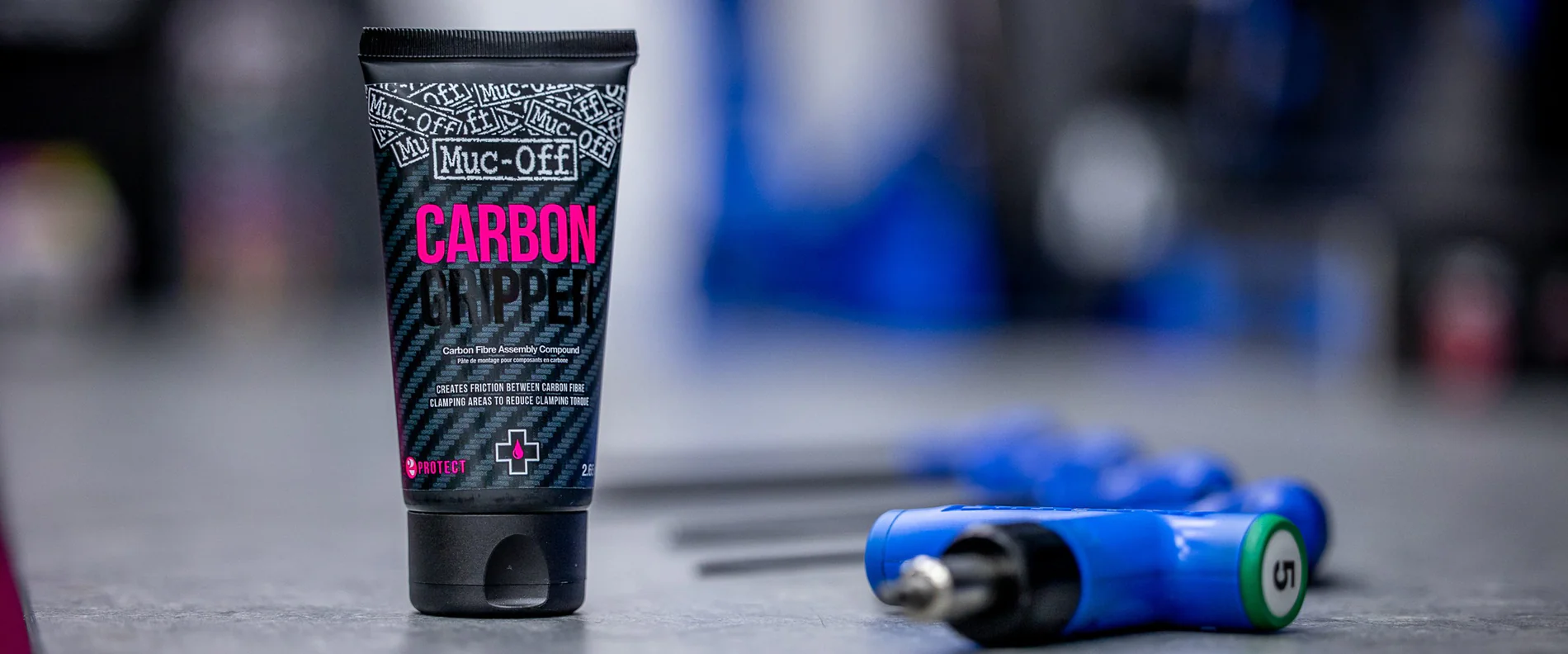 Muc Off Carbon Gripper - 75g